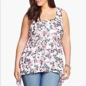 Plus Size 3X Torrid Floral Sharkbite Tank